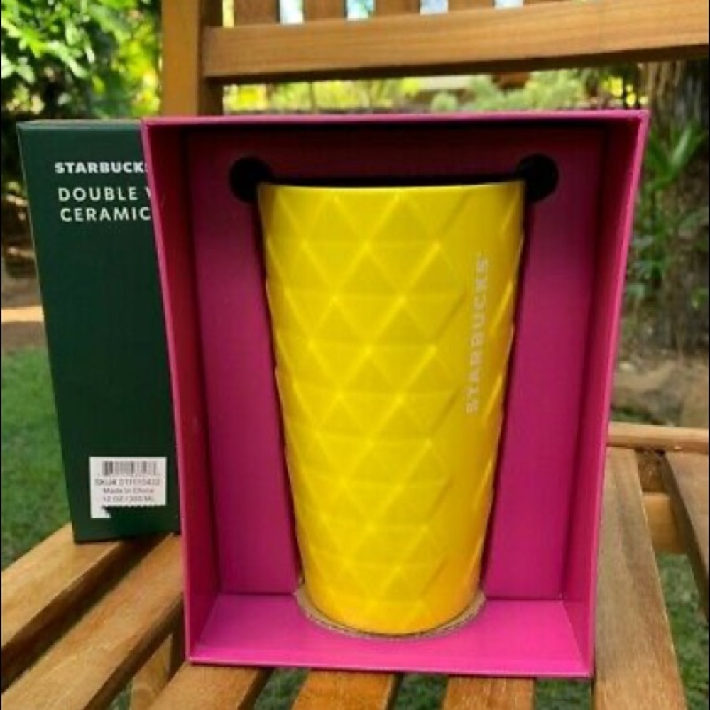 Hawaii Edition pineapple ceramic collection mug